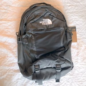 Black - 30L Recon North Face backpack. NWT.